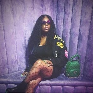 Meet your Posher, Sonya